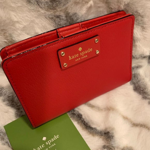 kate spade Handbags - Kate Spade Wallet ♠️